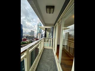 Soho - Centrestage Block 2 04