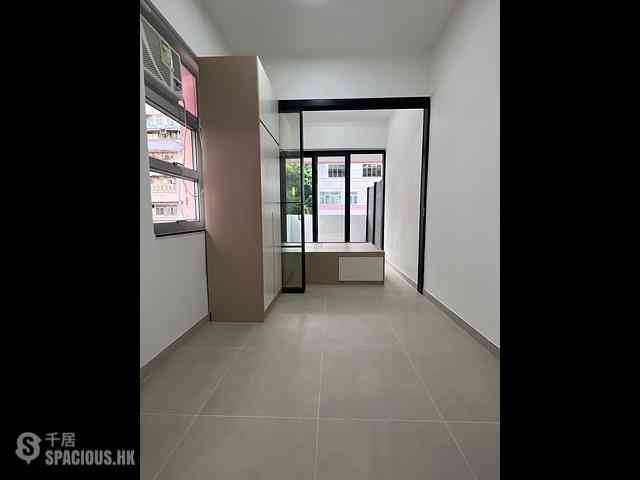 Sai Wan Ho - 239, Shau Kei Wan Road 02