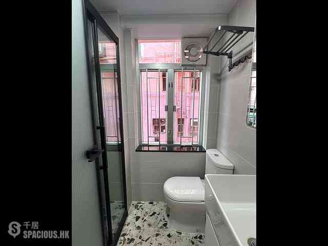 Sai Wan Ho - 239, Shau Kei Wan Road 06