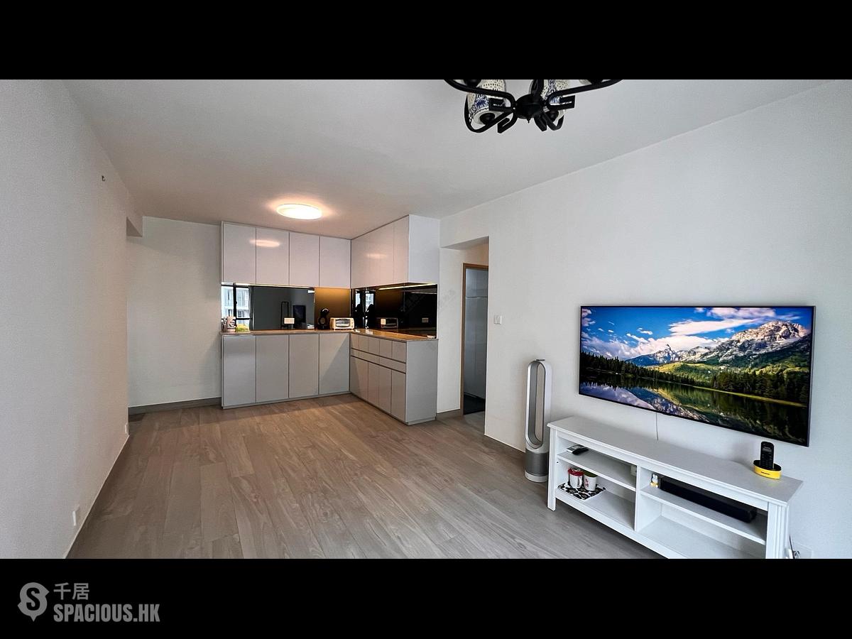 Mid Levels Central - The Grand Panorama 01