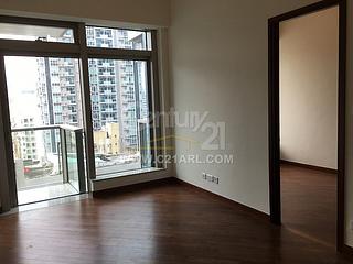 Wan Chai - The Avenue Phase 2 02