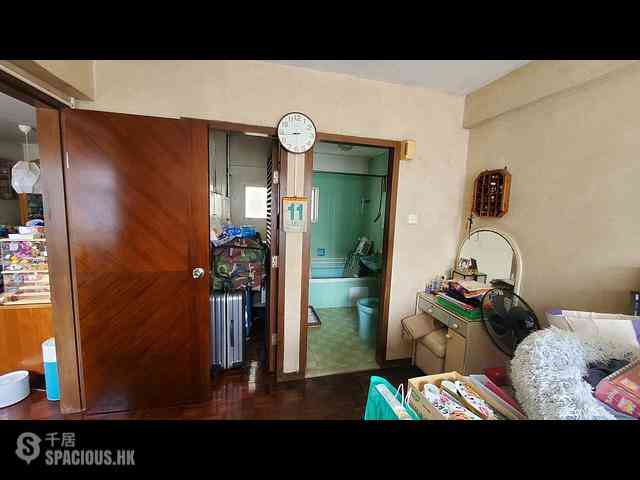 Quarry Bay - Westlands Gardens 04