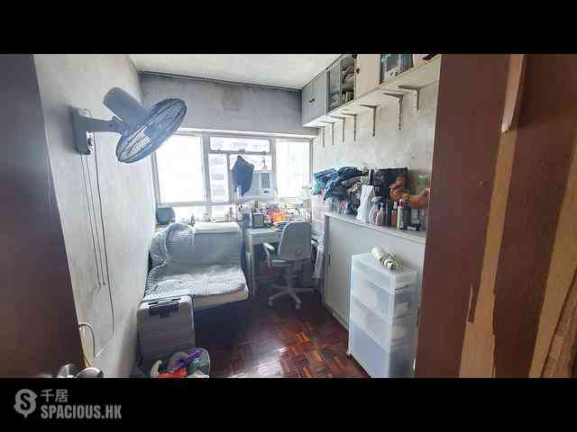 Quarry Bay - Westlands Gardens 06