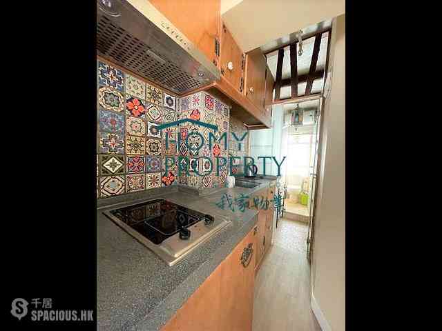 Sai Ying Pun - Koosing Building 08