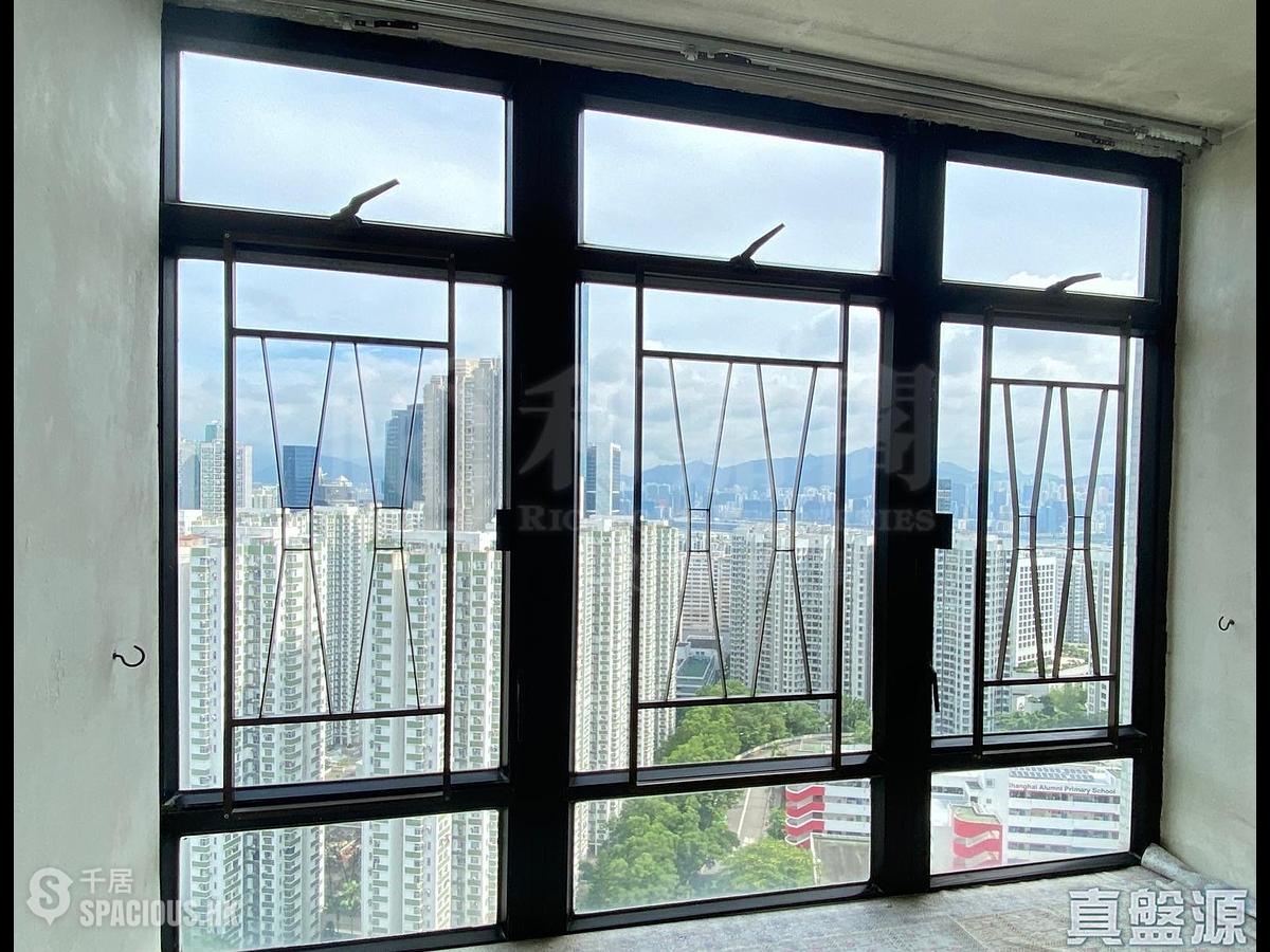Quarry Bay - Kornhill 01