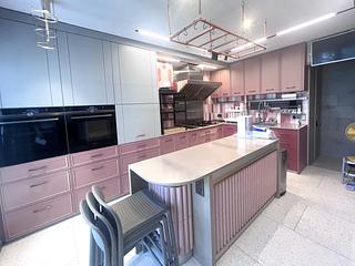Causeway Bay - Fontana Gardens 07