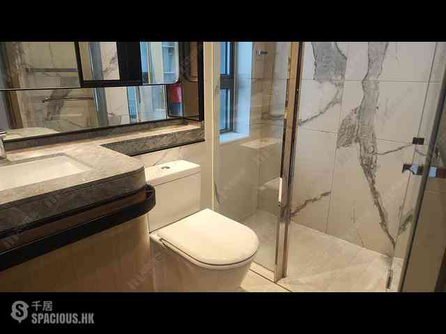Pak Shek Kok - St Martin Phase 1 Tower 7 03