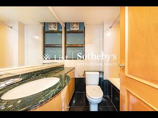Mid Levels Central - Fairlane Tower 10