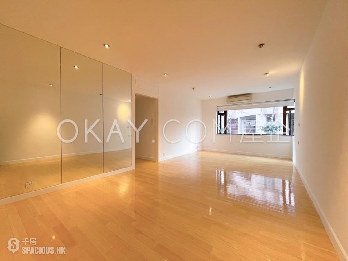 Mid Levels Central - Kam Fai Mansion 01