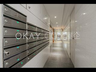 Mid Levels Central - Kam Fai Mansion 12