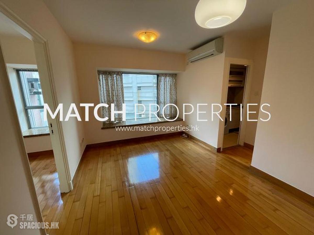 Sheung Wan - Queen's Terrace 01