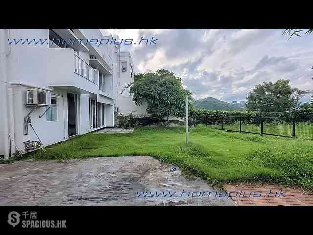 Clear Water Bay - Bayside Villas 02