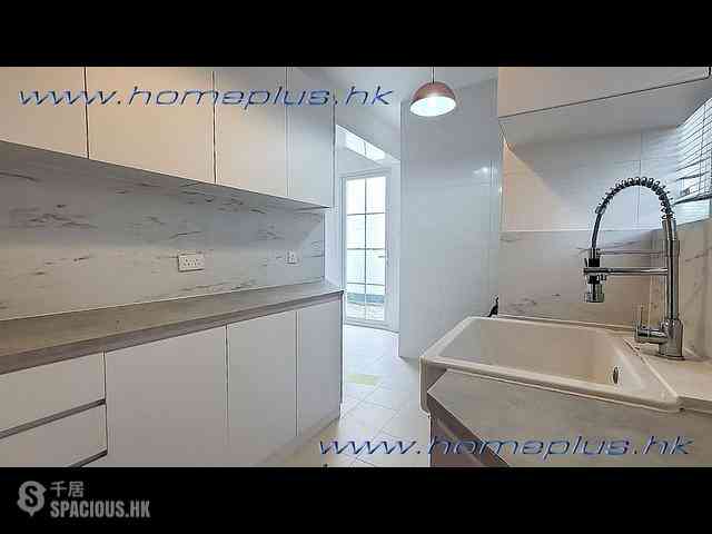 Clear Water Bay - Bayside Villas 06