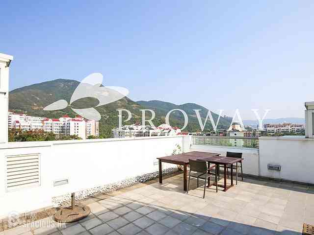 Chung Hom Kok - 33, Cape Road 03