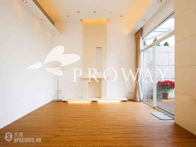 Chung Hom Kok - 33, Cape Road 05