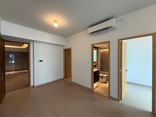 Wong Chuk Hang - The Southside Phase 2 La Marina 03