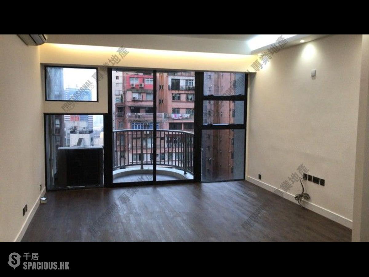 Mid Levels Central - Elegant Terrace 01