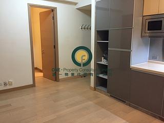 Sai Ying Pun - Island Crest 04