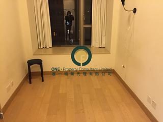 Sai Ying Pun - Island Crest 06