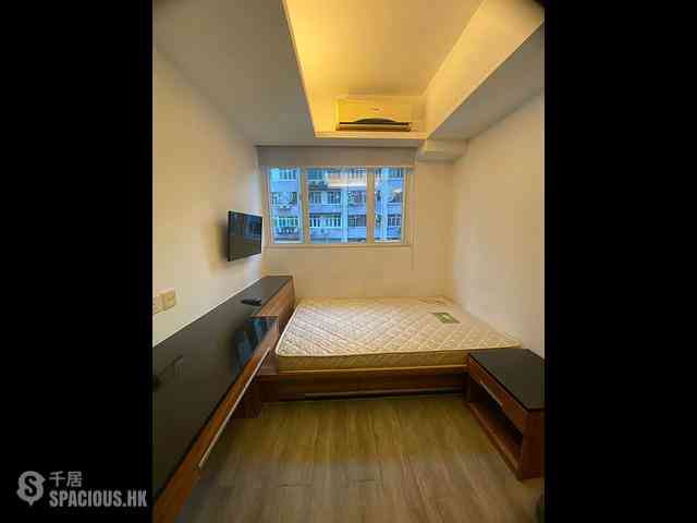 Wan Chai - Overseas Building 02