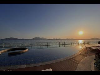 Ap Lei Chau - The Corniche Tower 3 02