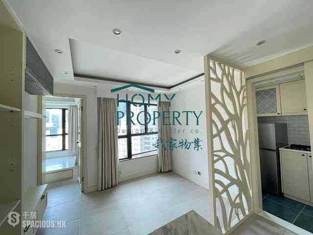Sheung Wan - The Bellevue Place 01