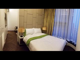 Shek Tong Tsui - One South Lane 04