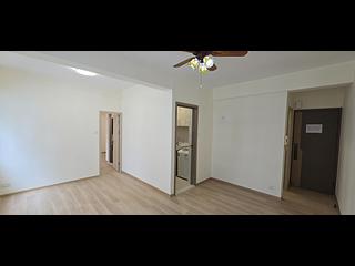 Tai Hang - Gold King Mansion 02