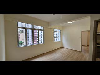 Tai Hang - Gold King Mansion 03