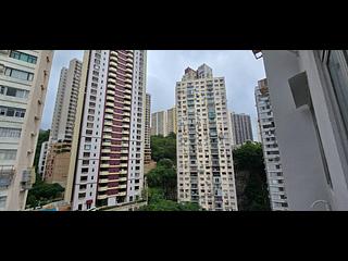 Tai Hang - Gold King Mansion 09