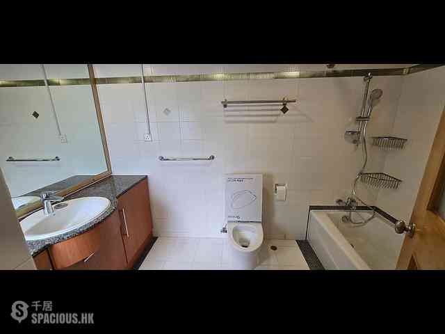 Tai Hang - Elm Tree Towers Block B 07