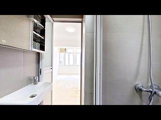 Sai Ying Pun - Yue Tak House 08