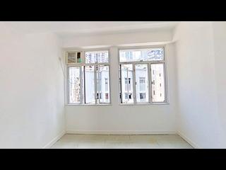 Sai Ying Pun - Yue Tak House 10