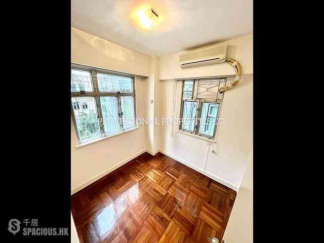 Happy Valley - Winner House 05
