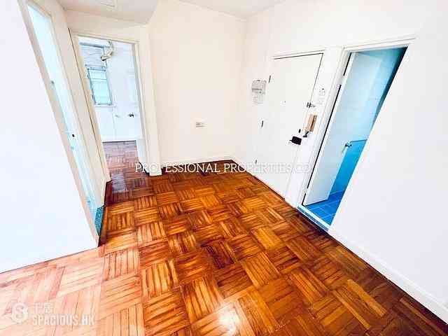 Happy Valley - Winner House 02