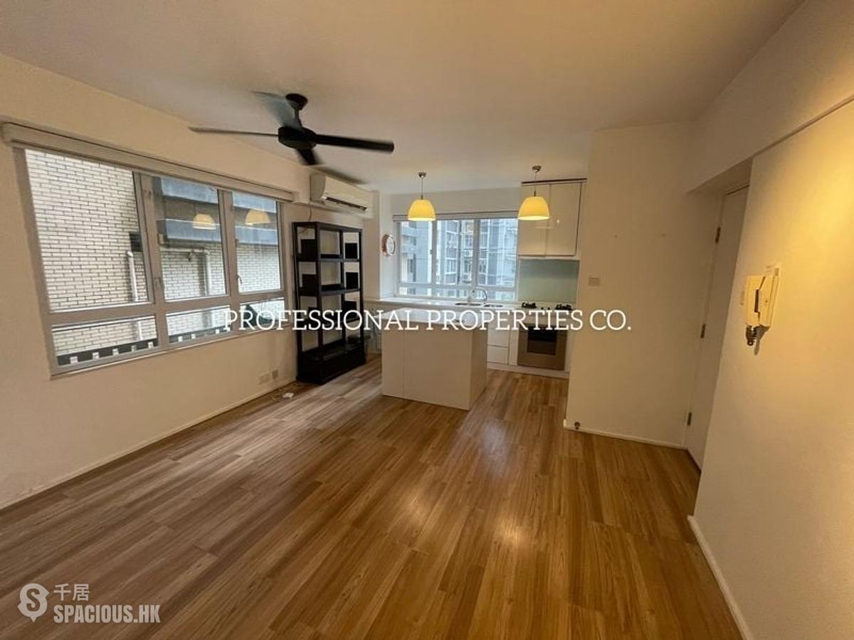 Mid Levels Central - Ying Fai Court 01