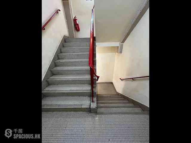 Sai Ying Pun - 248-254, Queen's Road West 06