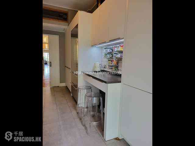 Mid Levels Central - Glory Mansion 11