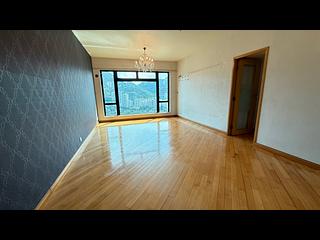 Leighton Hill - The Leighton Hill Block 2 04