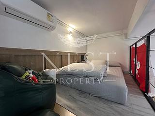 Sai Ying Pun - 111, High Street 04