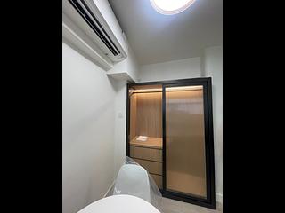 Sheung Wan - 64, Bonham Strand 03
