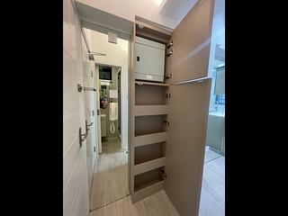Sheung Wan - 64, Bonham Strand 06