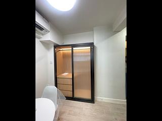 Sheung Wan - 64, Bonham Strand 10