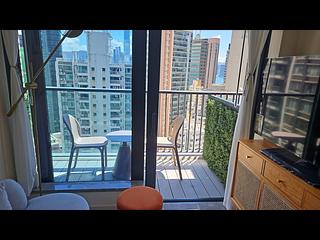 Sai Ying Pun - The Queens 02