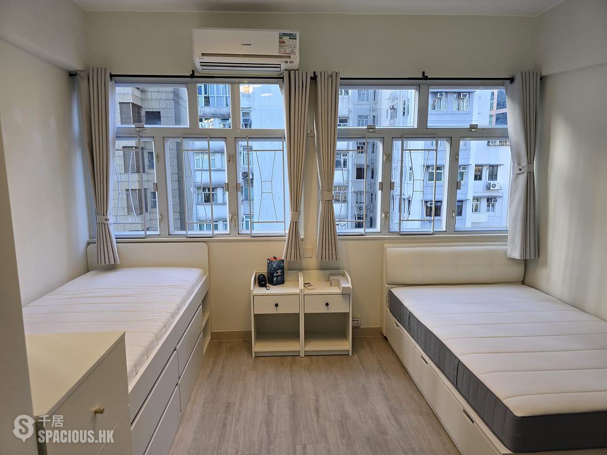 Wan Chai - Wah To Building 01