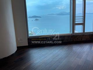 Repulse Bay - The Lily 03