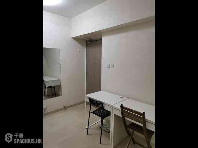 Shek Tong Tsui - Jadeview Court 01