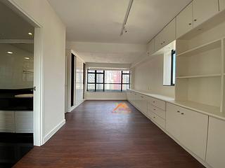 Mid Levels Central - The Grand Panorama 05
