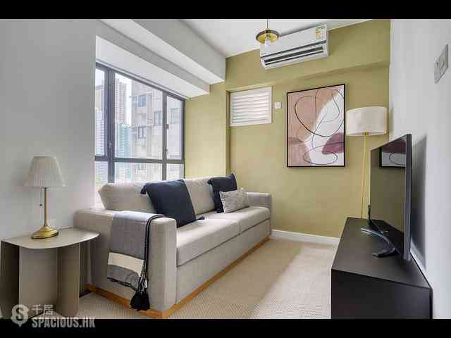 Poho - Rich View Terrace 01