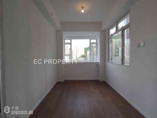 Wan Chai - Vincent Mansion 05